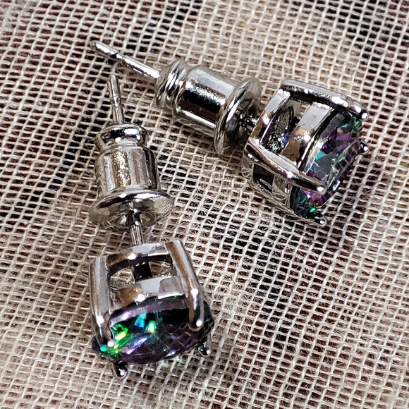 Mystic Topaz Purple Blue Green Rainbow Big Stud Pierced Silver Tone Earrings NEW - Picture 2 of 8